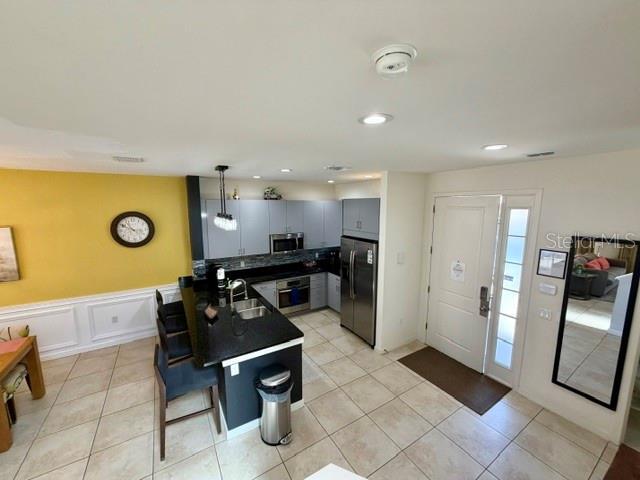 5758 Lesabre Dr
