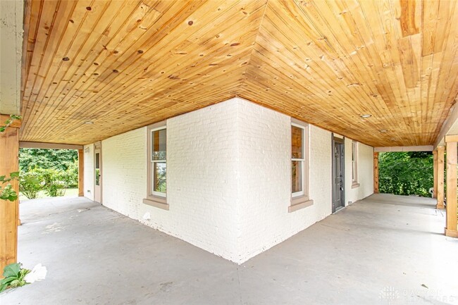 117 Montgomery Ave