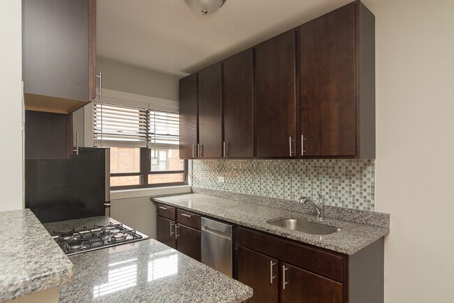 Photo - 2737 N Mildred Ave Unit C3