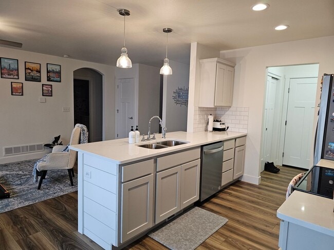 Photo - 1235 Rabbit Brush Trl