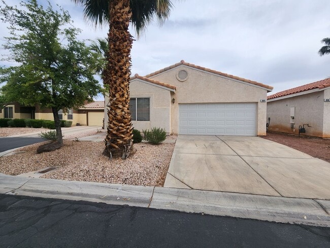 Photo - Silverado Ranch Single Story | 2 Bed | 2 Bath | 2-Car Garage