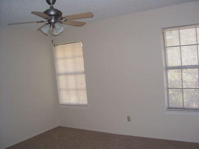 Photo - 8400 Jamestown Dr Unit 426