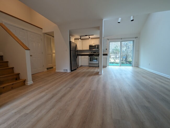 Photo - 301 Riverdale Dr Townhome