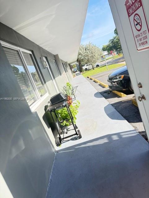 Photo - 920 SE 2nd Ave Unidad 2