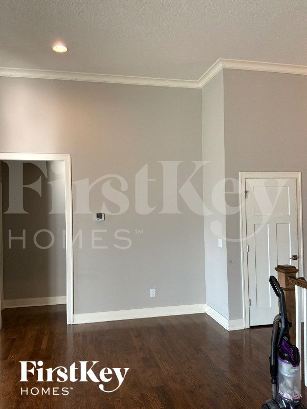 Photo - 15235 Knight Rd