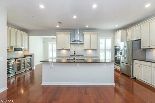 Photo - 12 MacCulloch Ave Unidad 2