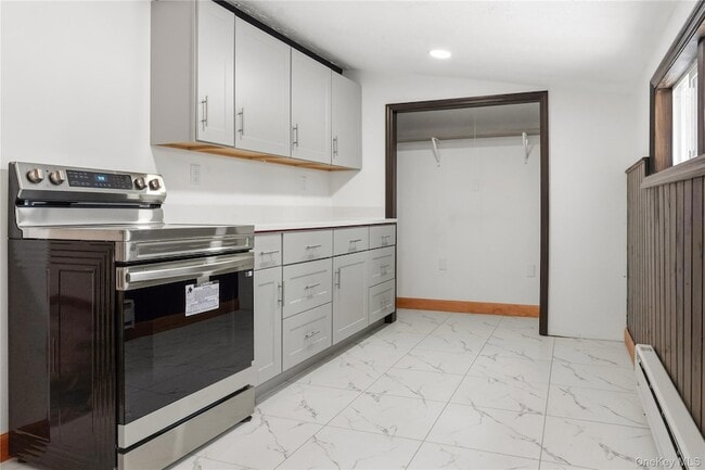 Building Photo - 378 Broadway Unit 4