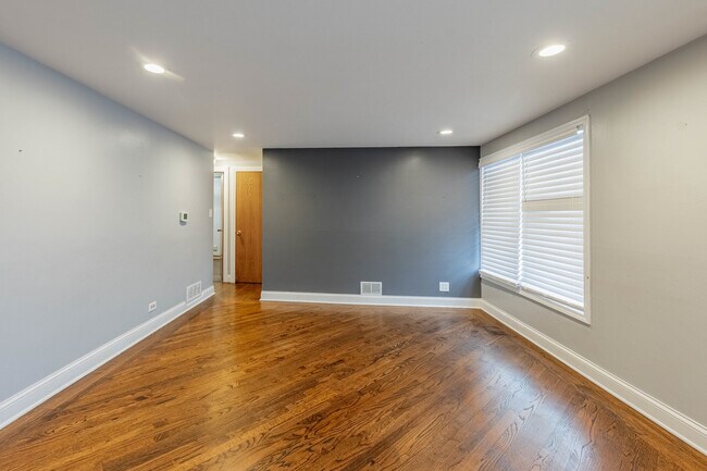 Photo - 8912 S Ryan Rd