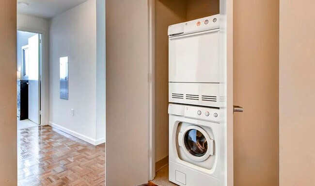 Photo - 48 Washington Blvd Unit ID1040004P