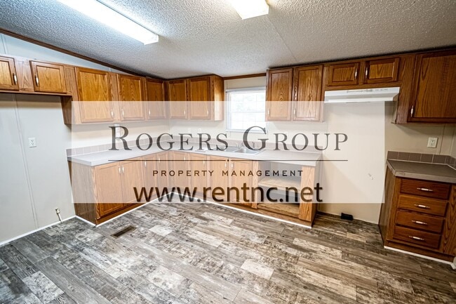 Photo - 128 Twilight Ln