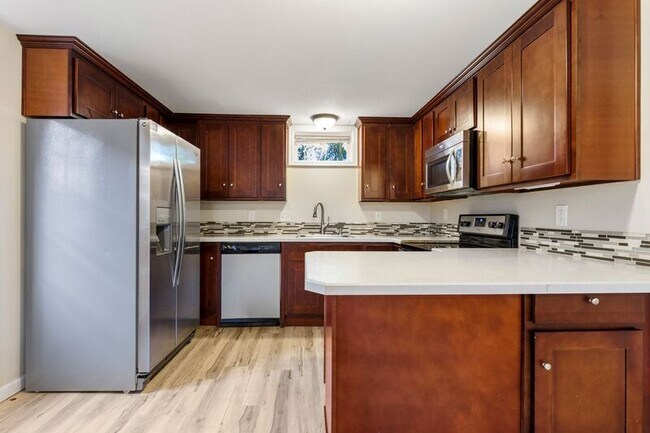 Photo - 4430 NE 78th Ave Unit B