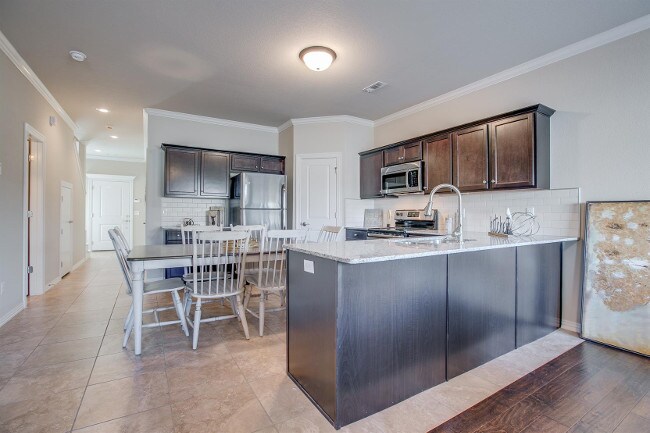 Kilimanjaro Townhomes - Kilimanjaro Townhomes