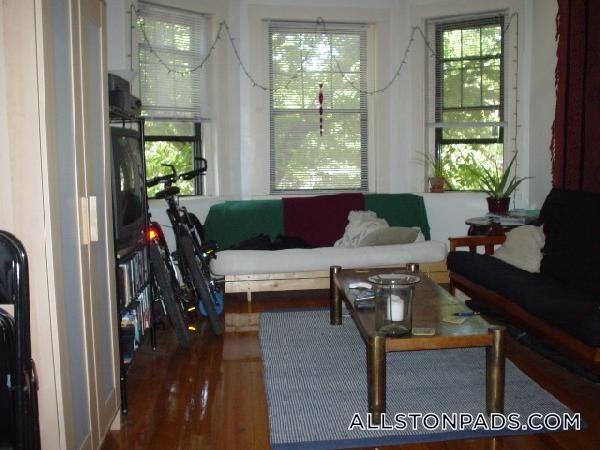 Photo - 1130 Commonwealth Ave Unidad 4