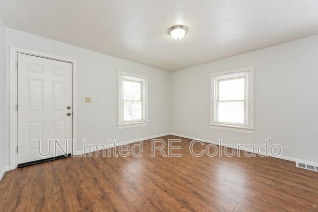 Photo - 6601 Knox Ct