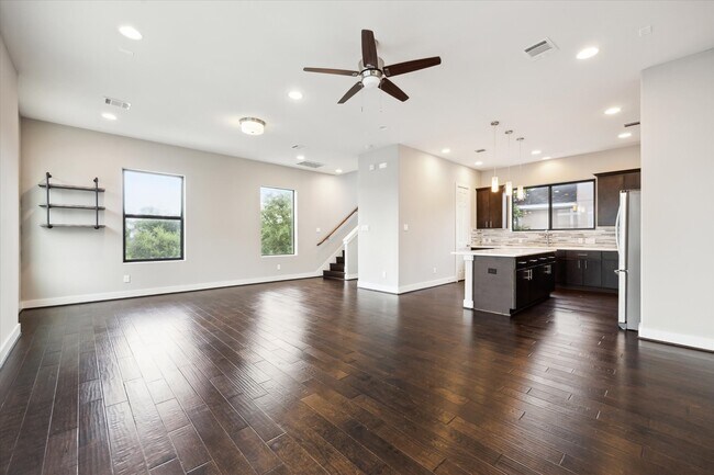 Photo - 3212 N MacGregor Way Unit C