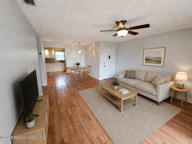 Photo - 3135 Shady Dell Ln Unidad 242