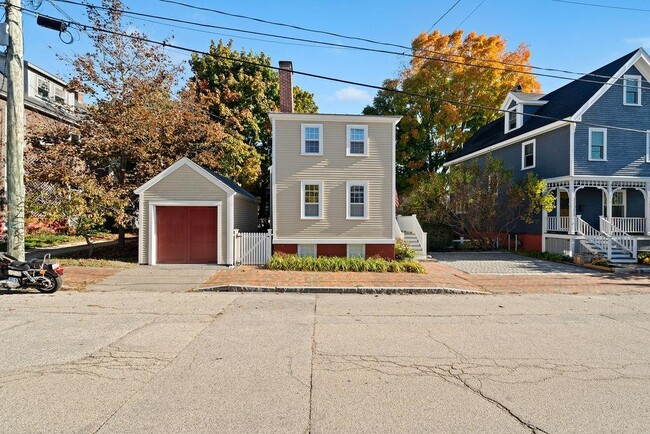 Photo - 39 Cabot St Townhome