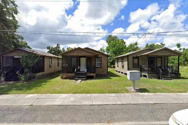 Building Photo - West orlando row home