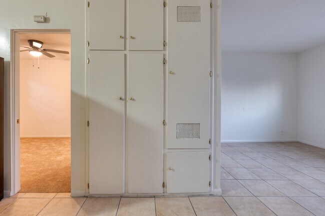 Photo - 15741 Blaine Ave Unit 21