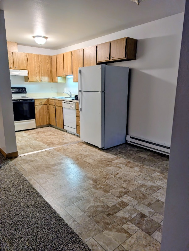 Photo - 9233 Interlake Ave N Unidad 101