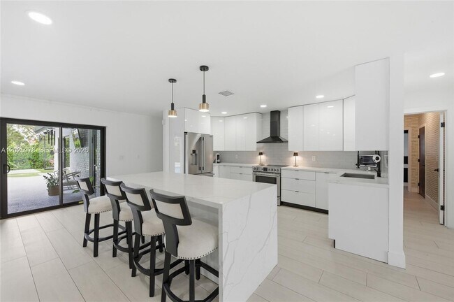 Photo - 9935 Ramblewood Dr