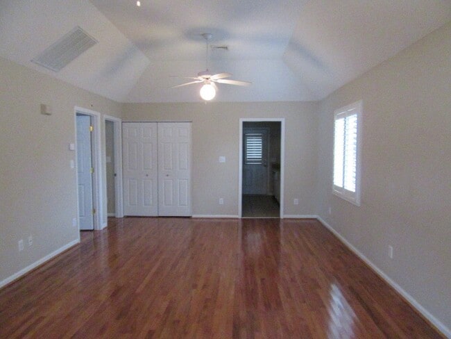 Photo - 937 Tiffany Ln