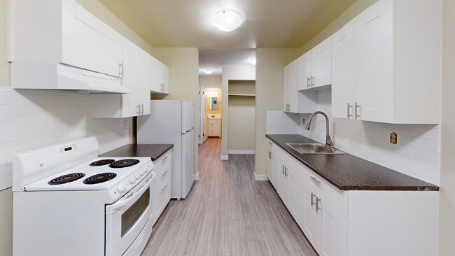 Photo - 9807-9108 108 Ave Unit 107