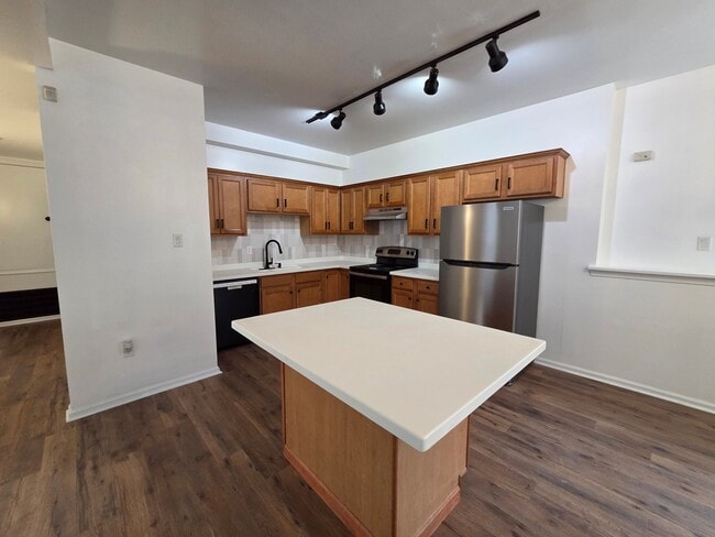 Photo - 1166 Fullerton Ave Unit 2