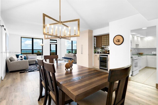 Photo - 10185 Collins Ave Unidad 519