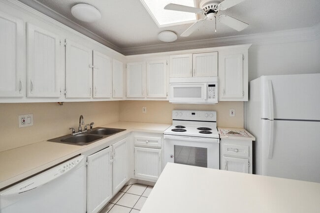 Photo - 3703 Waterview Cir