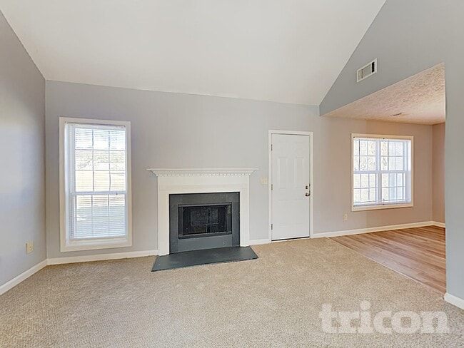 Photo - 615 Bridle Creek Dr