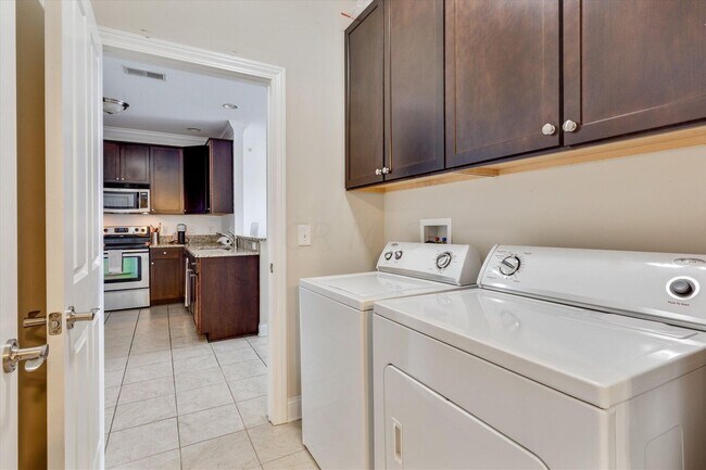 Photo - 925 Ingleside Ave Unidad 301