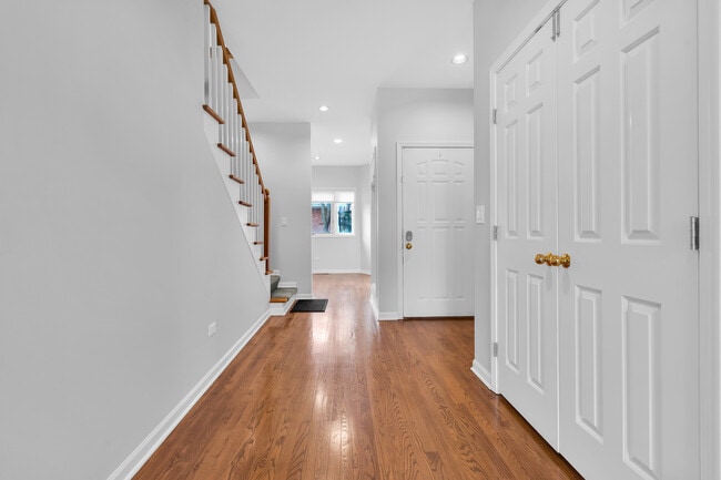 Photo - 1740 Melise Dr