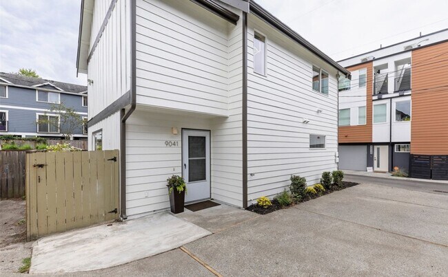 West Seattle House - West Seattle House