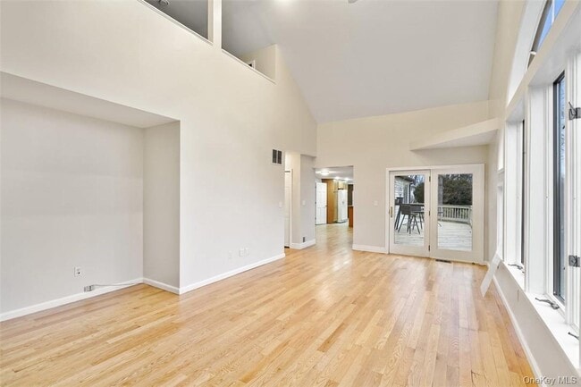 Photo - 17 Valley Dr