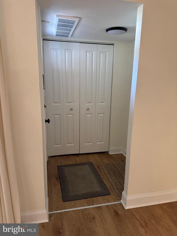 Building Photo - 200 Old Forge Crossing Unit 200