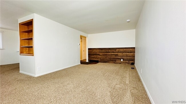 Photo - 954 Brighton Rd