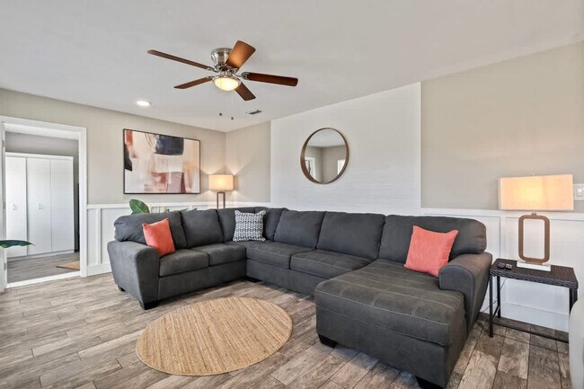 3215 Crosby Ln Unit SI ID1578538P