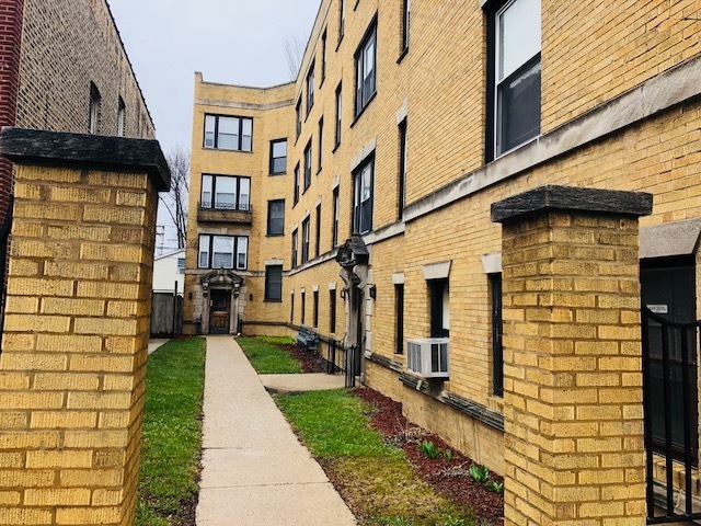 Photo - 3808 W Irving Park Rd Condo Unit 12