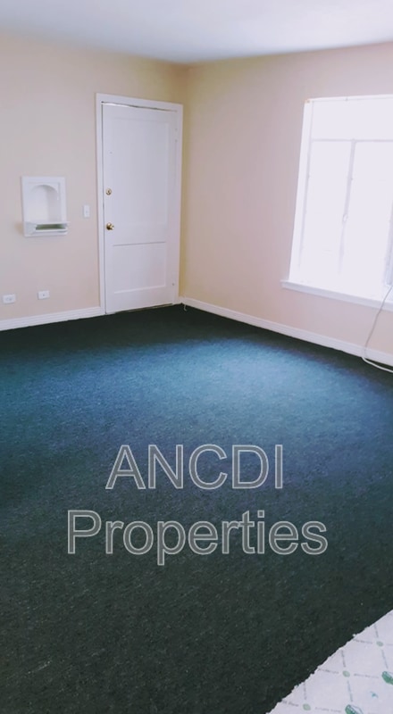 Photo - 703 Spring St