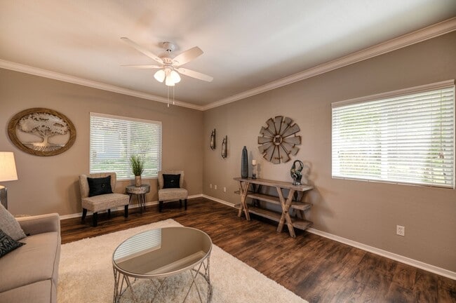 Tahoe Living room area