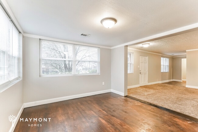 Photo - 516 Hazel Dr