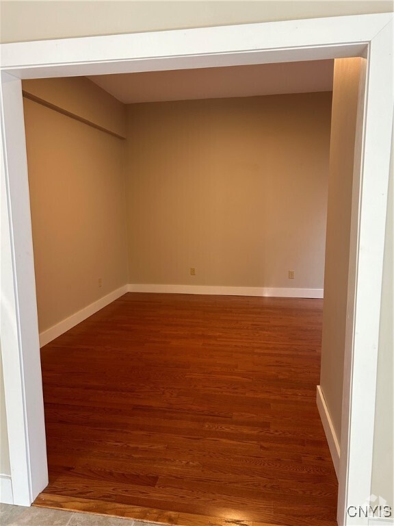 Building Photo - 44 Westmoreland St Rental