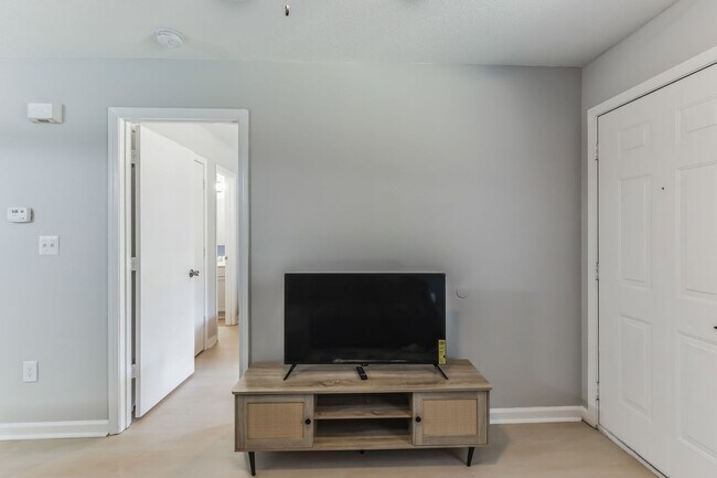 965 Bassman Ln Unit SI FL3-ID1612589P