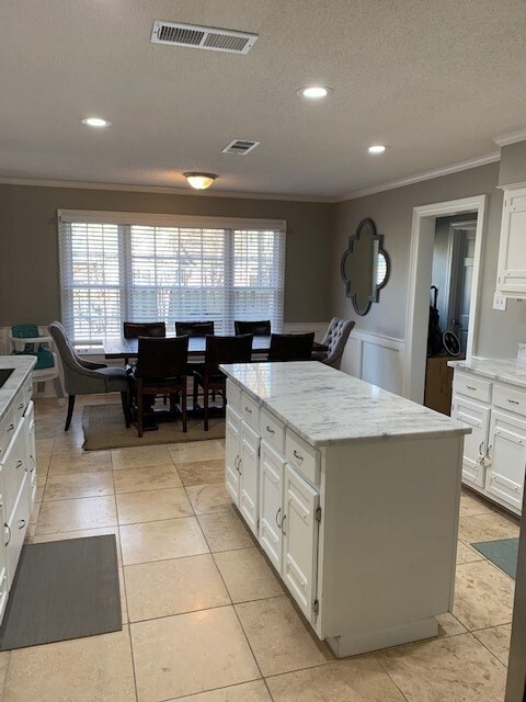 Photo - 1908 Newfields Rd