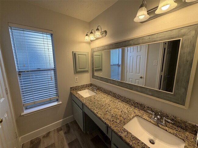 Photo - 12331 Grove Meadow Dr