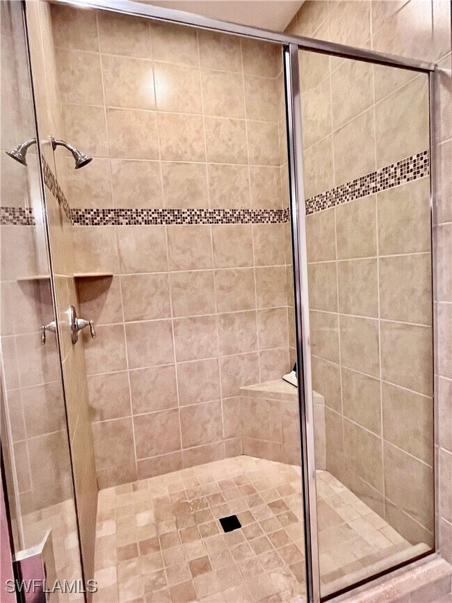 Photo - 190 Shadroe Cove Cir Unidad 703