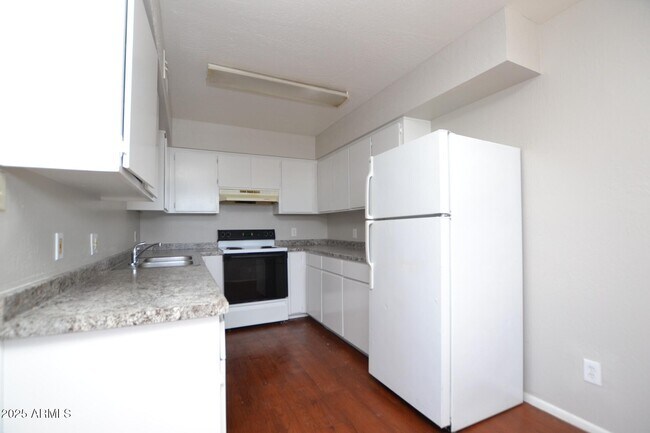 Photo - 1934 W Village Dr Unit A