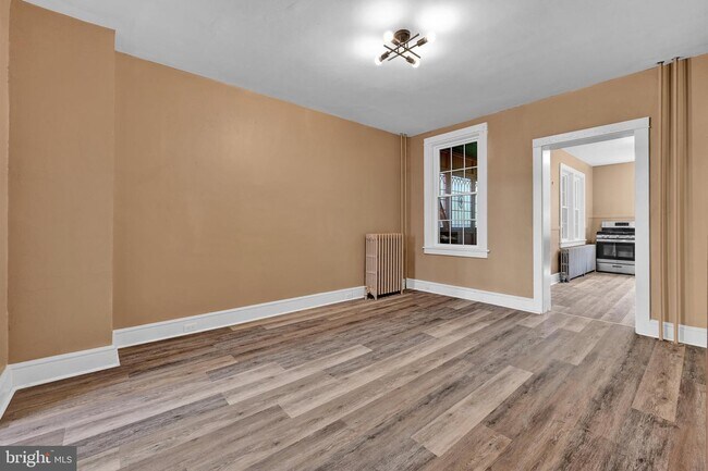 Photo - 330 Beaver St