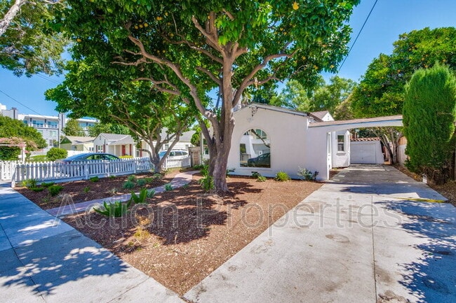 Photo - 152 S Bayview Ave